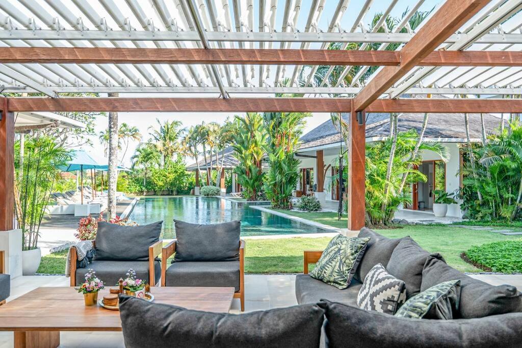 Villa Mimpi Nyata Canggu Exterior foto