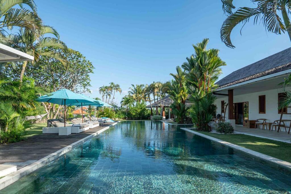 Villa Mimpi Nyata Canggu Exterior foto
